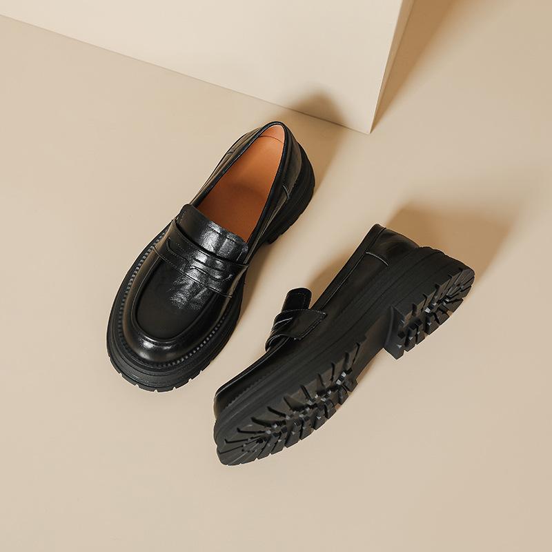 Platform Mary Jane small leather shoes women s spring and summer 2025 new French small fragrant single shoes one pedal soft leather women s shoes 40 чорний
Platform Mary Jane small leather shoes women s spring and summer 2025 new French small fragrant single shoes one pedal soft leather women s shoes 40 чорний