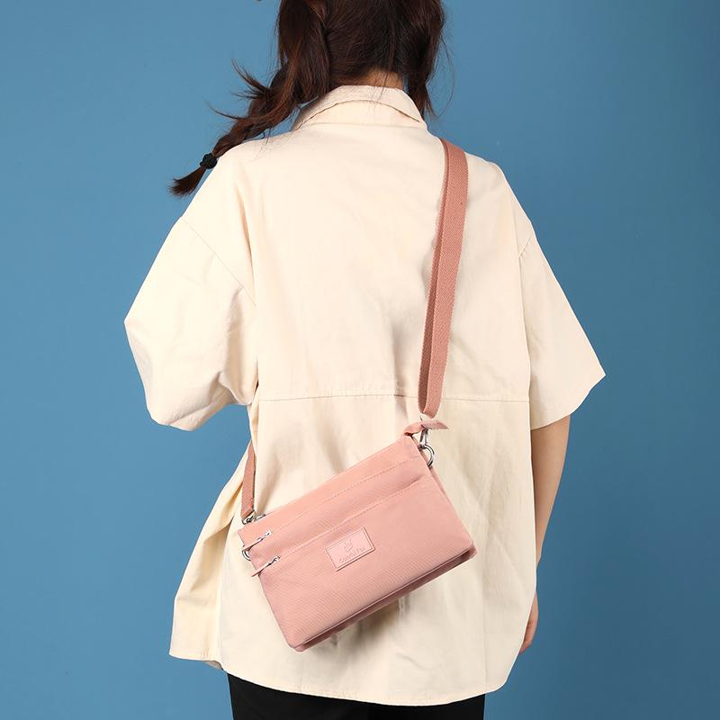 Crossbody bag women s large-capacity multi-layer shoulder bag simple versatile anti-splashing bag чёрный
Crossbody bag women s large-capacity multi-layer shoulder bag simple versatile anti-splashing bag чёрный