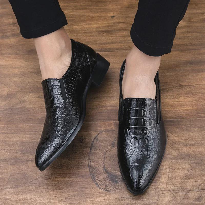 Autumn 2022 Men s Pointed Leather Shoes - British Retro Business and Casual Hairstylist Shoes 40 бордовий
Autumn 2022 Men s Pointed Leather Shoes - British Retro Business and Casual Hairstylist Shoes 40 бордовий