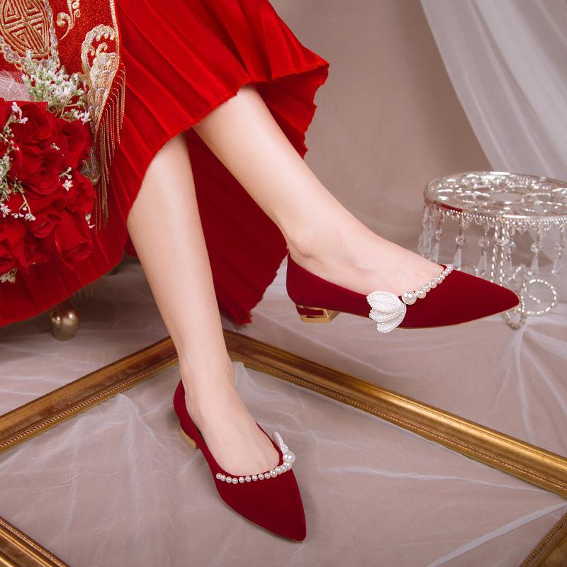Wedding shoes women s thick heel Xiuhe wedding dress two wear 2024 new red suede bridal shoes pregnant women are not tired 34
Wedding shoes women s thick heel Xiuhe wedding dress two wear 2024 new red suede bridal shoes pregnant women are not tired 34