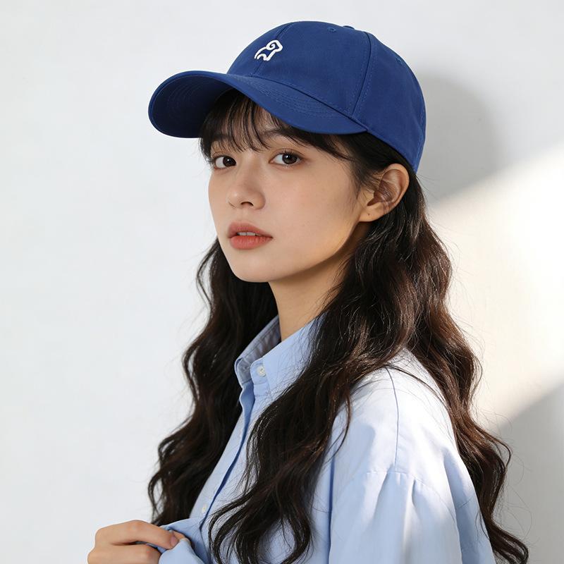 Spring and summer versatile street show face small baseball cap couple casual shade regular size
Spring and summer versatile street show face small baseball cap couple casual shade regular size