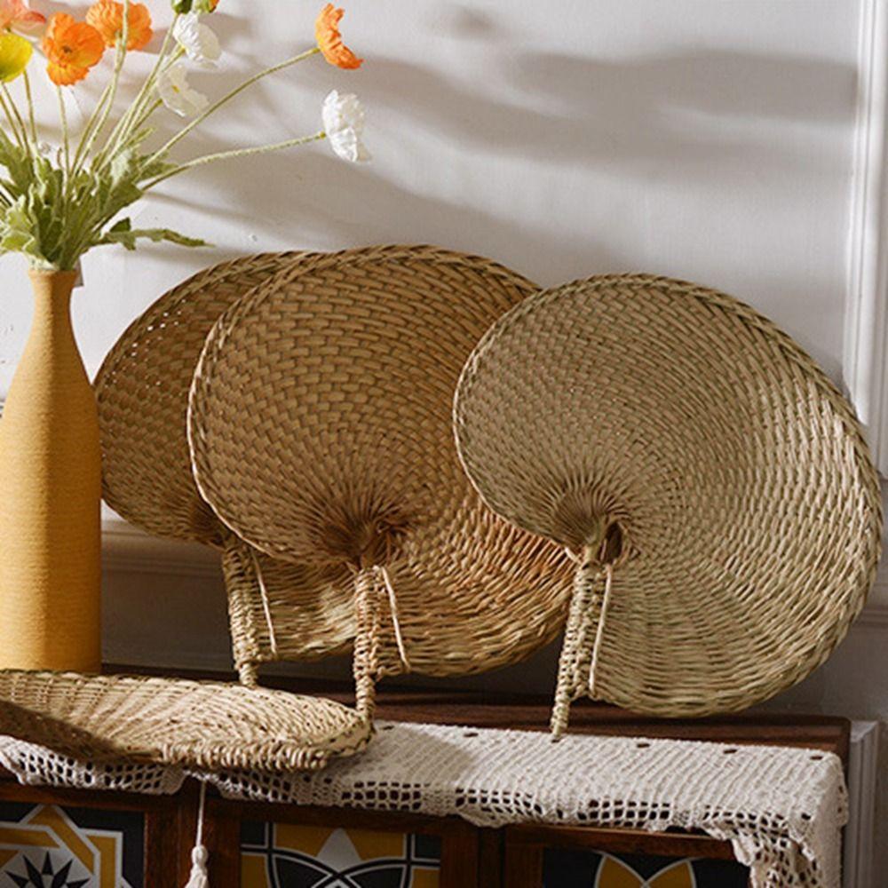 Portable Natural Chinese Style Cooling Summer Palm-Leaf Fan Straw Fan Hand Fan Home Decoration жёлтый
Portable Natural Chinese Style Cooling Summer Palm-Leaf Fan Straw Fan Hand Fan Home Decoration жёлтый