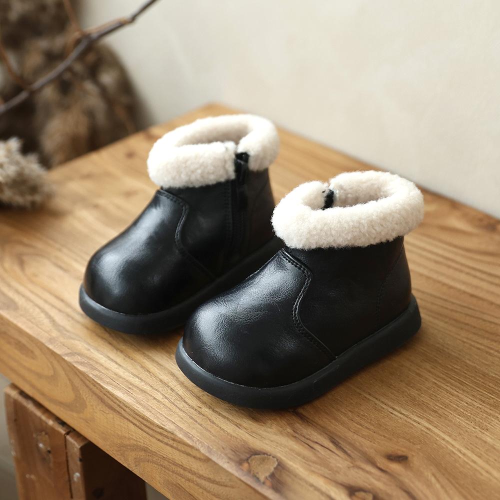 Winter Baby Snow Boots Unisex Leather Cute Boys Girls Shoes Warm Cotton Kids Sneakers Soft Bottom Toddler Baby Shoes 21 чёрный
Winter Baby Snow Boots Unisex Leather Cute Boys Girls Shoes Warm Cotton Kids Sneakers Soft Bottom Toddler Baby Shoes 21 чёрный