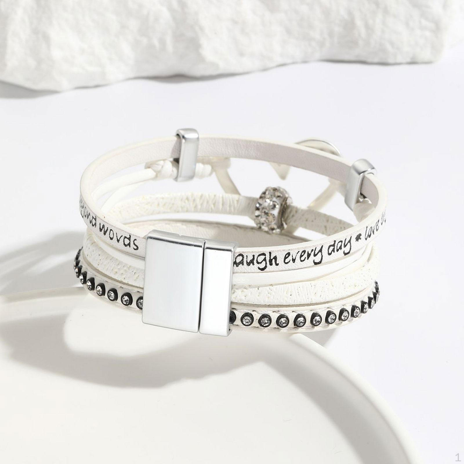 Made of Soft PU, Wrap Bracelet with Hollow Y Heart, Multi-wrappable, Casual Accessory, Comfortable белый
Made of Soft PU, Wrap Bracelet with Hollow Y Heart, Multi-wrappable, Casual Accessory, Comfortable белый