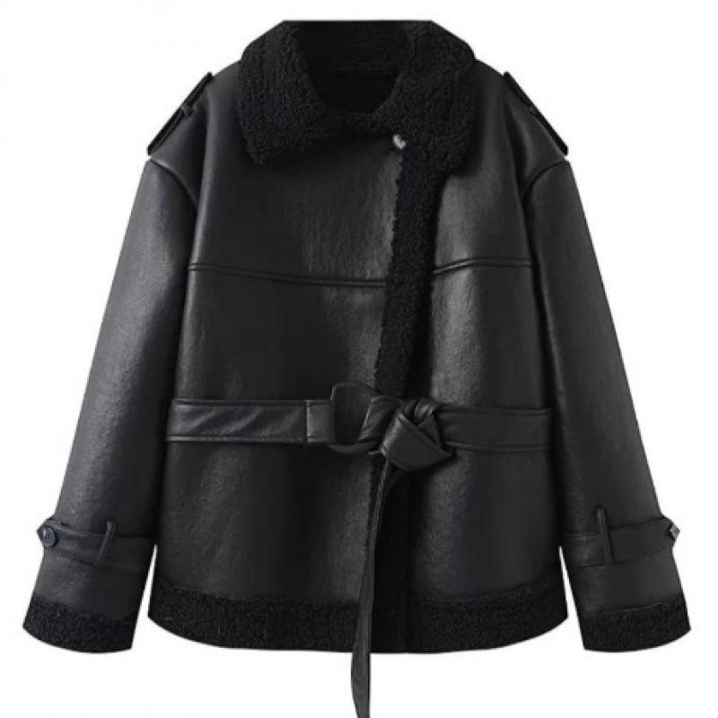 European & American Women s Fashion: Fur-Lined Turn-Down Collar Warm Coat, Available in Long & Short Styles Small
European & American Women s Fashion: Fur-Lined Turn-Down Collar Warm Coat, Available in Long & Short Styles Small