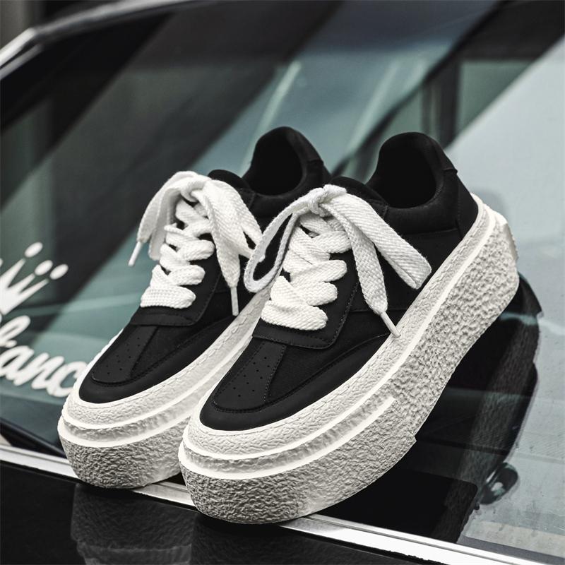 Men Thick Soled White Soled Shoes with Increased Breathability Extremely Simple Style Outdoor Casual Bread Board Shoes 44 чорний
Men Thick Soled White Soled Shoes with Increased Breathability Extremely Simple Style Outdoor Casual Bread Board Shoes 44 чорний