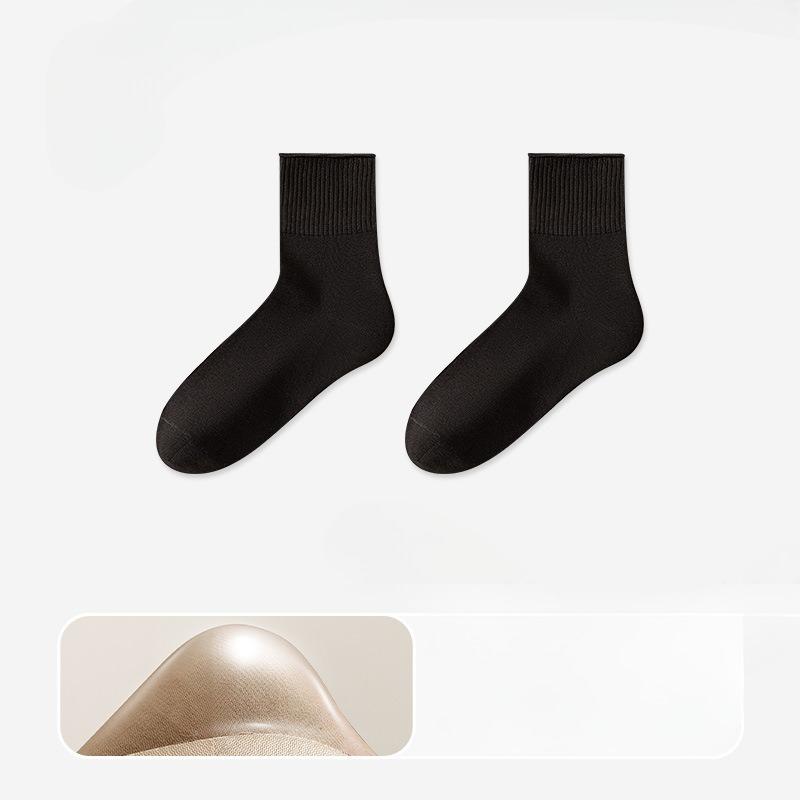 Female Autumn and Winter Cotton Gel Moisturizing Anti Cracking Essential Oil Moisturizing Care with Anti Odor Boneless Tube Socks 1 pair чорний
Female Autumn and Winter Cotton Gel Moisturizing Anti Cracking Essential Oil Moisturizing Care with Anti Odor Boneless Tube Socks 1 pair чорний