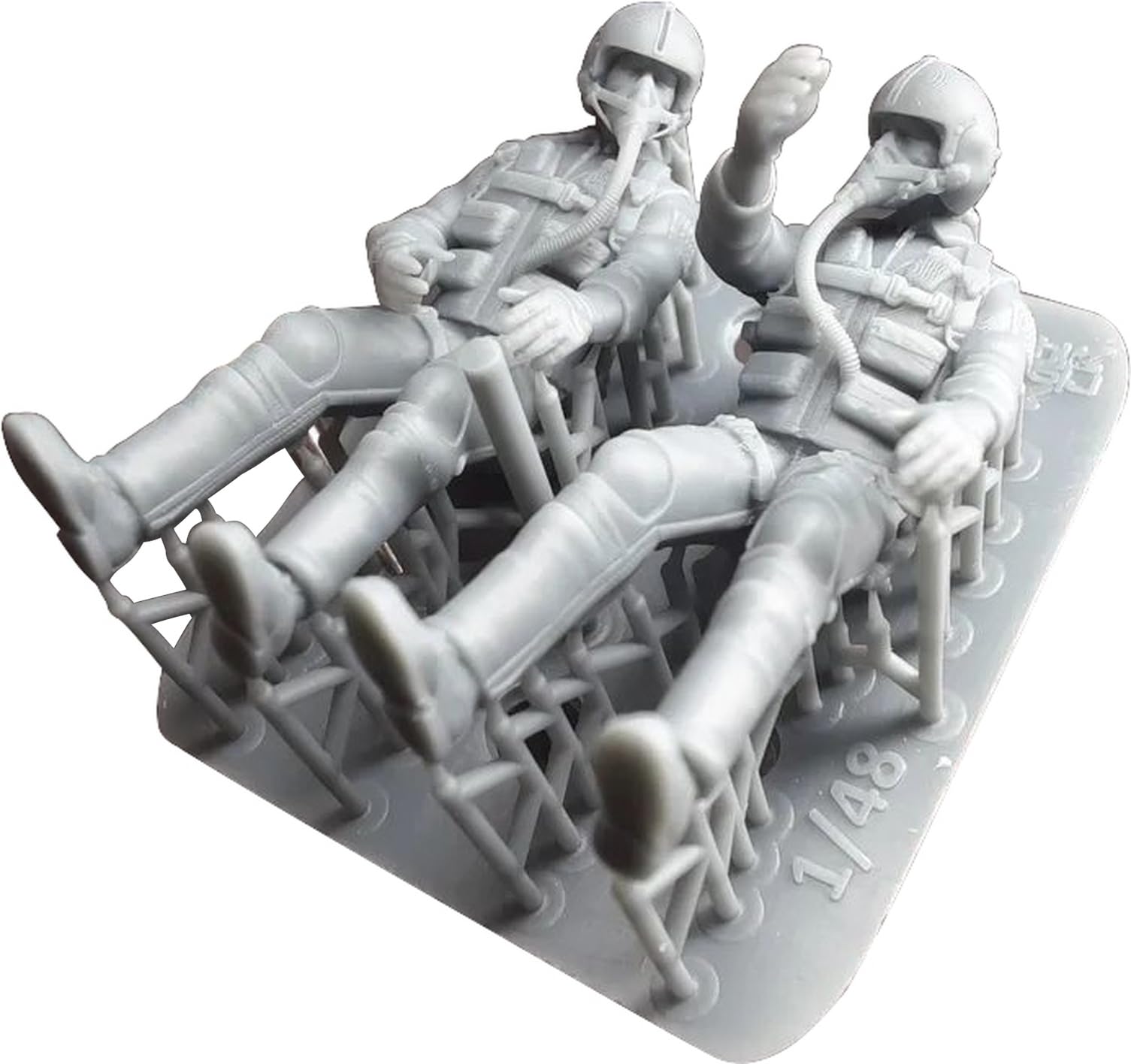 Rise144Models American Pilot Seated Posture Set 2 Plastic Model Parts RMA48006 1/48 1960s-1970s (2 Figures)
Rise144Models American Pilot Seated Posture Set 2 Plastic Model Parts RMA48006 1/48 1960s-1970s (2 Figures)
