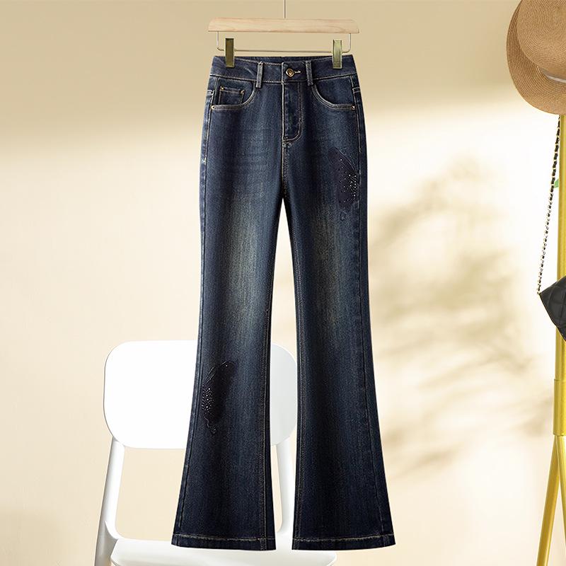 Women s Retro Blue Fleece-Lined High-Waisted Flare Jeans with Embroidery - Autumn/Winter 2024 Collection 27 (95-105 jin)
Women s Retro Blue Fleece-Lined High-Waisted Flare Jeans with Embroidery - Autumn/Winter 2024 Collection 27 (95-105 jin)