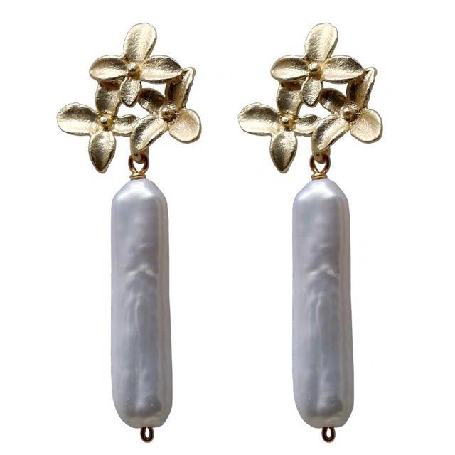 Natural Baroque long pearl stud earrings, elegant and fashionable earrings, cold wind temperament, high-end earrings, earrings for women gold sand technique/silver needle
Natural Baroque long pearl stud earrings, elegant and fashionable earrings, cold wind temperament, high-end earrings, earrings for women gold sand technique/silver needle