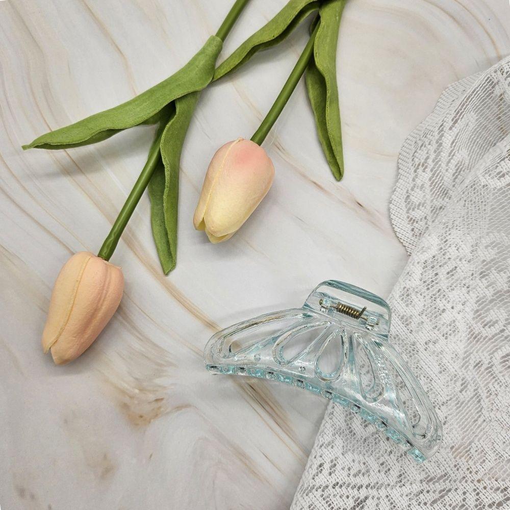 Butterfly-shaped round hair clip, transparent green
Butterfly-shaped round hair clip, transparent green