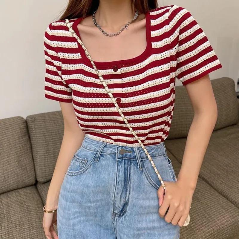 Plus Size Women s Summer Korean Style Square Collar Striped Sweater Loose Short Short Sleeve Bottoming Shirt L червоний
Plus Size Women s Summer Korean Style Square Collar Striped Sweater Loose Short Short Sleeve Bottoming Shirt L червоний
