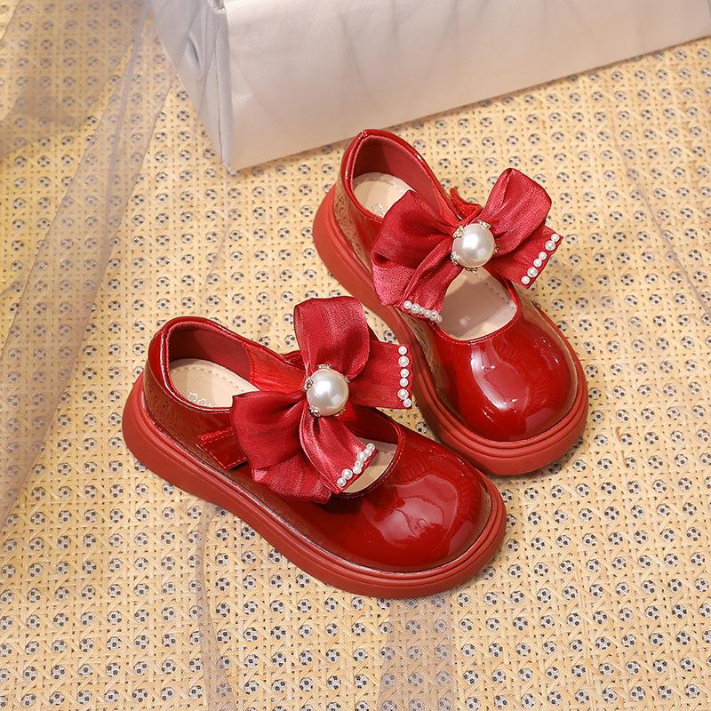Children s princess shoes spring and autumn British style jk small leather shoes baby bow patent leather children s single shoes 35 бордовий
Children s princess shoes spring and autumn British style jk small leather shoes baby bow patent leather children s single shoes 35 бордовий