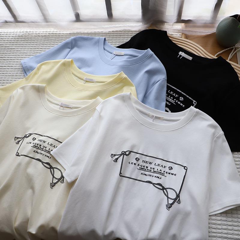 Bi Zheng 2025 Korean Style Women s Versatile Round Neck Letter Short Sleeve T-Shirt One Size
Bi Zheng 2025 Korean Style Women s Versatile Round Neck Letter Short Sleeve T-Shirt One Size