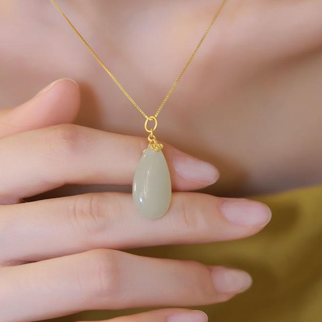 Women s Cross-Border Water Drop Hetian Jade Pendant Necklace - Elegant, Simple Design
Women s Cross-Border Water Drop Hetian Jade Pendant Necklace - Elegant, Simple Design