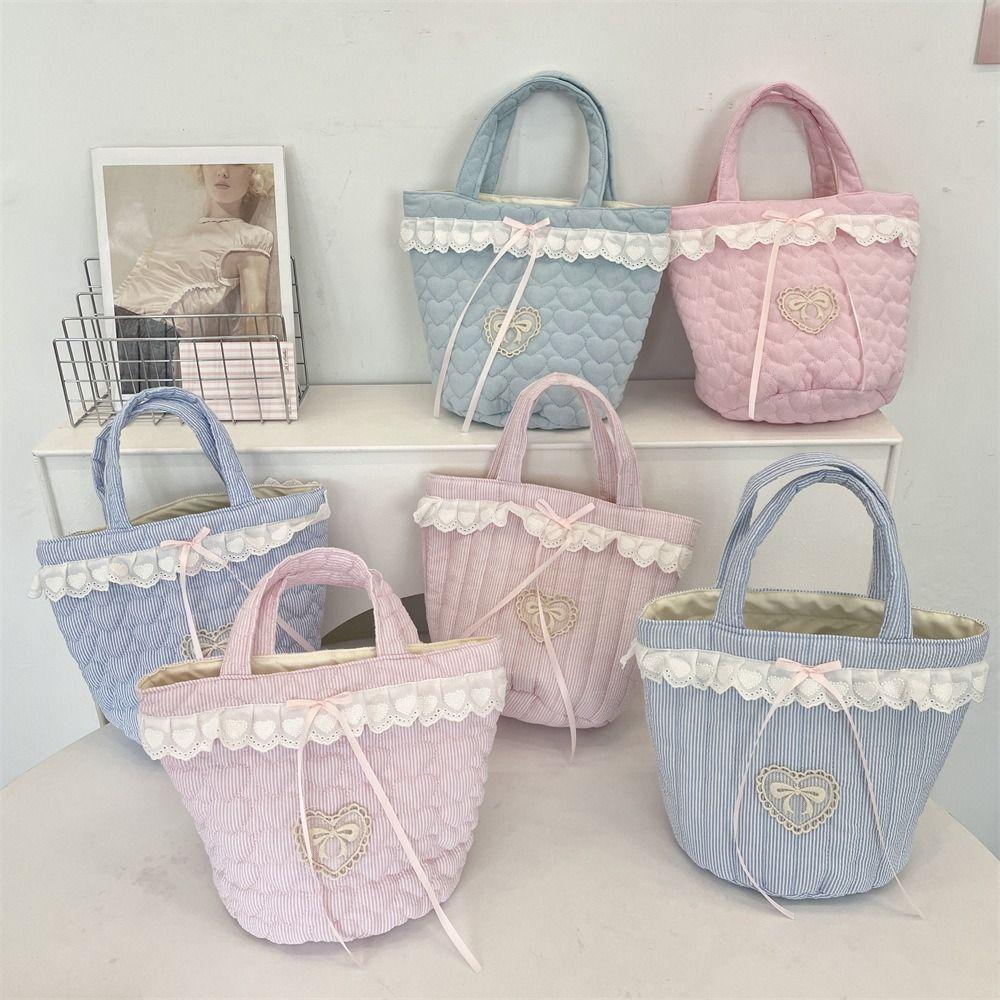 Sweet Bucket Bag Korean Style Fresh Lace Lunch Bag Lovely Bowknot Handbag Travel Style2
Sweet Bucket Bag Korean Style Fresh Lace Lunch Bag Lovely Bowknot Handbag Travel Style2