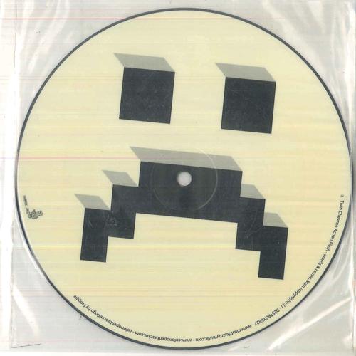 7inch Record COLONOPENBRACKET DATA PANIK Twin Chevron Action Flash Control DESTROYER27 MUST... DESTRO 2006 UK Rock Used
7inch Record COLONOPENBRACKET DATA PANIK Twin Chevron Action Flash Control DESTROYER27 MUST... DESTRO 2006 UK Rock Used
