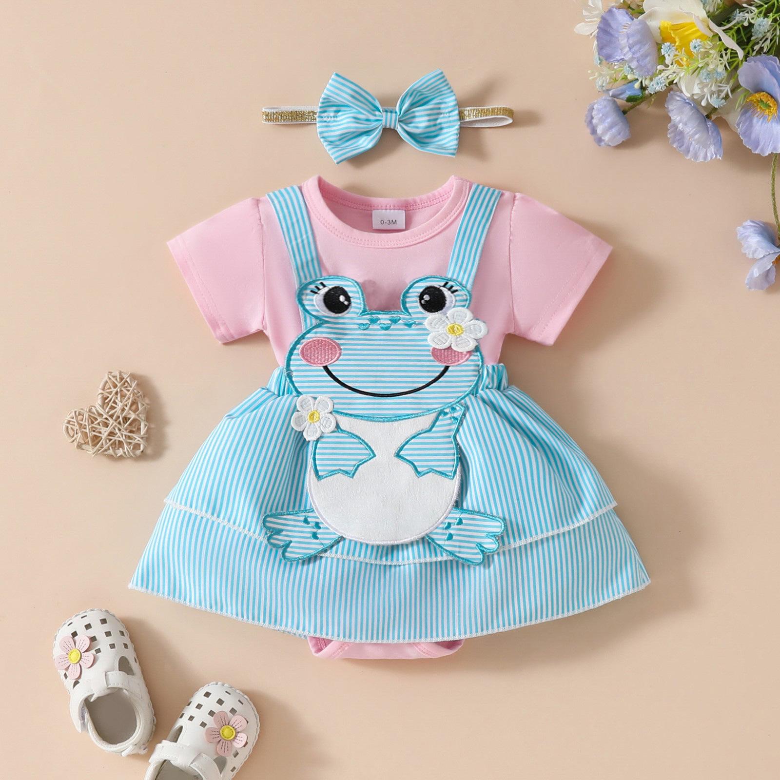 Newborn Bow Romper: Baby Bear Embroidery & Double Layer Skirt 6-9 months
Newborn Bow Romper: Baby Bear Embroidery & Double Layer Skirt 6-9 months