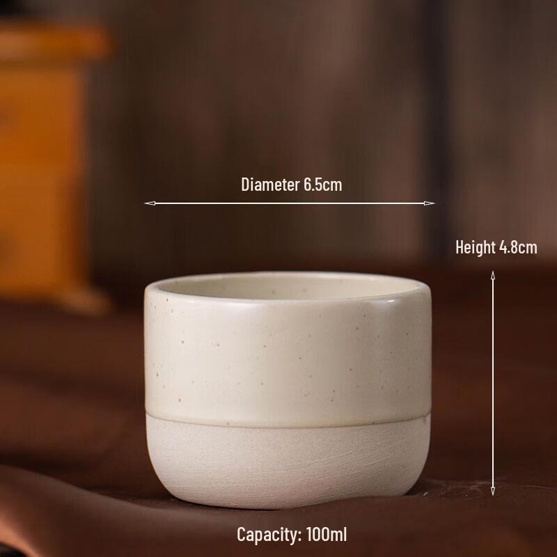 Керамическая кружка в деревенском стиле для кофе и чая
Керамическая кружка в деревенском стиле для кофе и чая