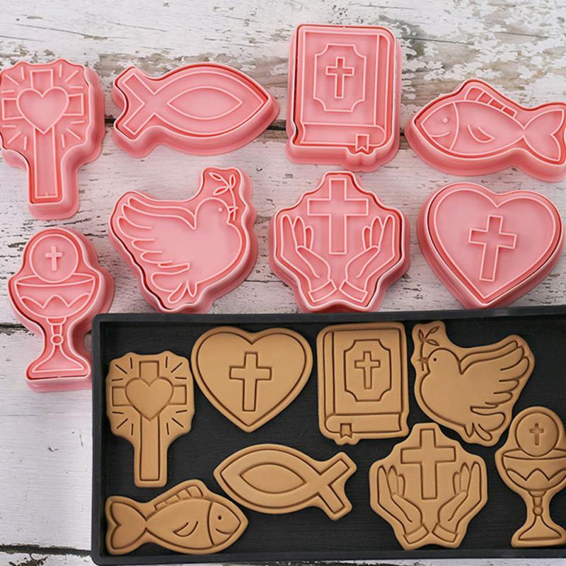 Holiday Baking Tools Creativity Great For Christmas Baking Multifunction Practical Durable Cartoon Cookie Cutter Lovely Mold
Holiday Baking Tools Creativity Great For Christmas Baking Multifunction Practical Durable Cartoon Cookie Cutter Lovely Mold