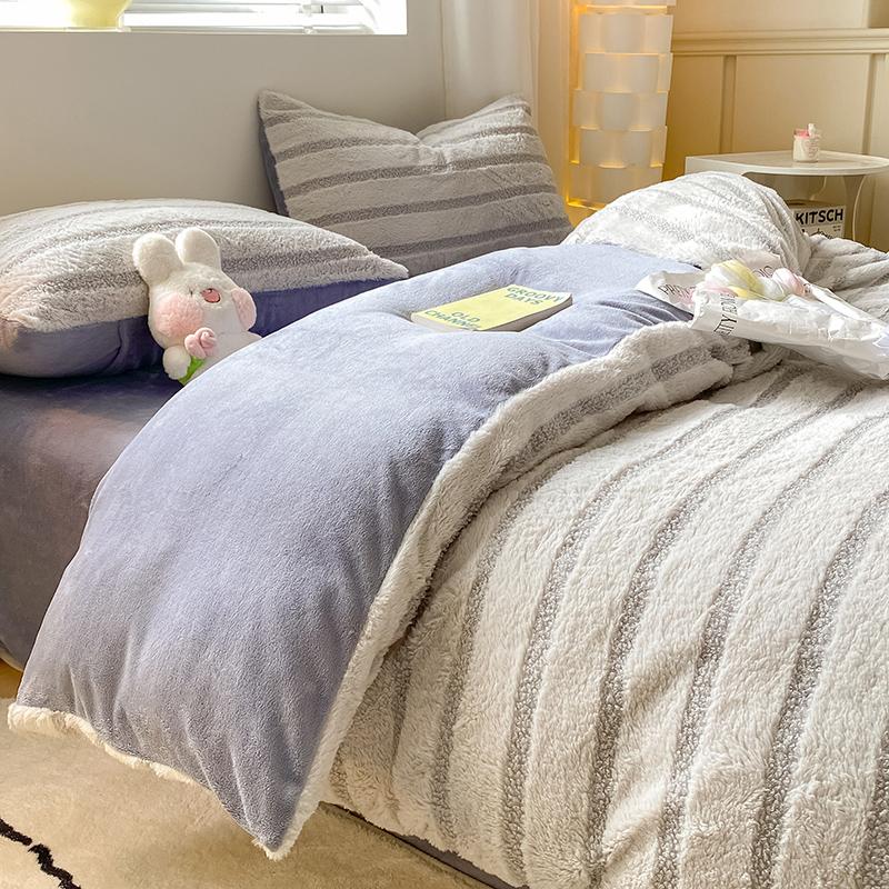 Winter Duvet Cover Set Bedding Set 2024 New Autumn Winter Thickened Rabbit Velvet Milk Velvet Queen King Size Soft And Keep Warm for 1.2m bed
Winter Duvet Cover Set Bedding Set 2024 New Autumn Winter Thickened Rabbit Velvet Milk Velvet Queen King Size Soft And Keep Warm for 1.2m bed