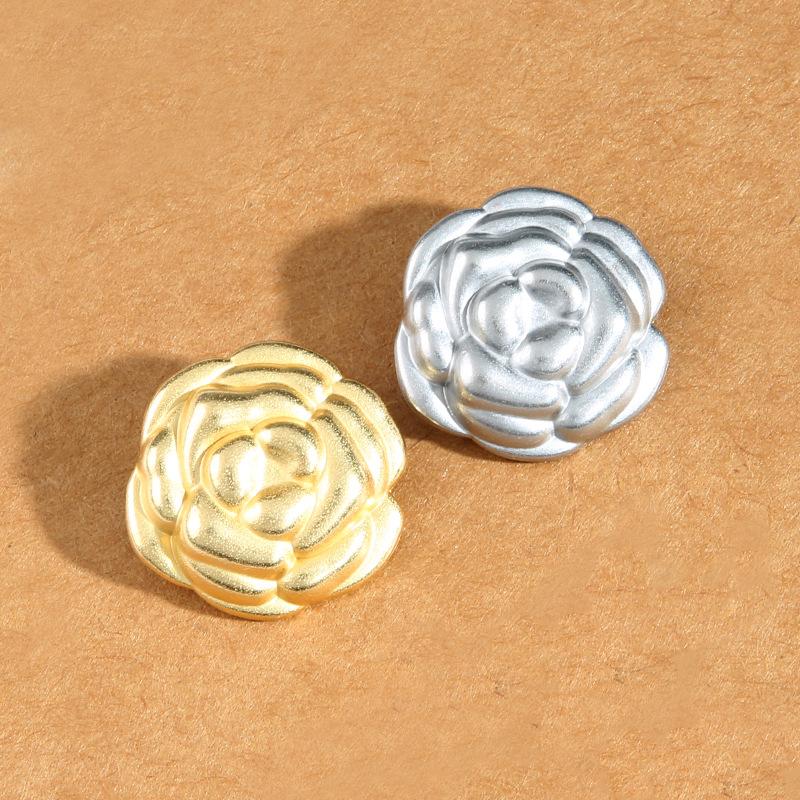 10Pcs Metal Three-Dimensional Rose Buttons Women S Clothes Jacket Exquisite Button Accessories Versatile Sweater Buttons Small 15Mm silver
10Pcs Metal Three-Dimensional Rose Buttons Women S Clothes Jacket Exquisite Button Accessories Versatile Sweater Buttons Small 15Mm silver
