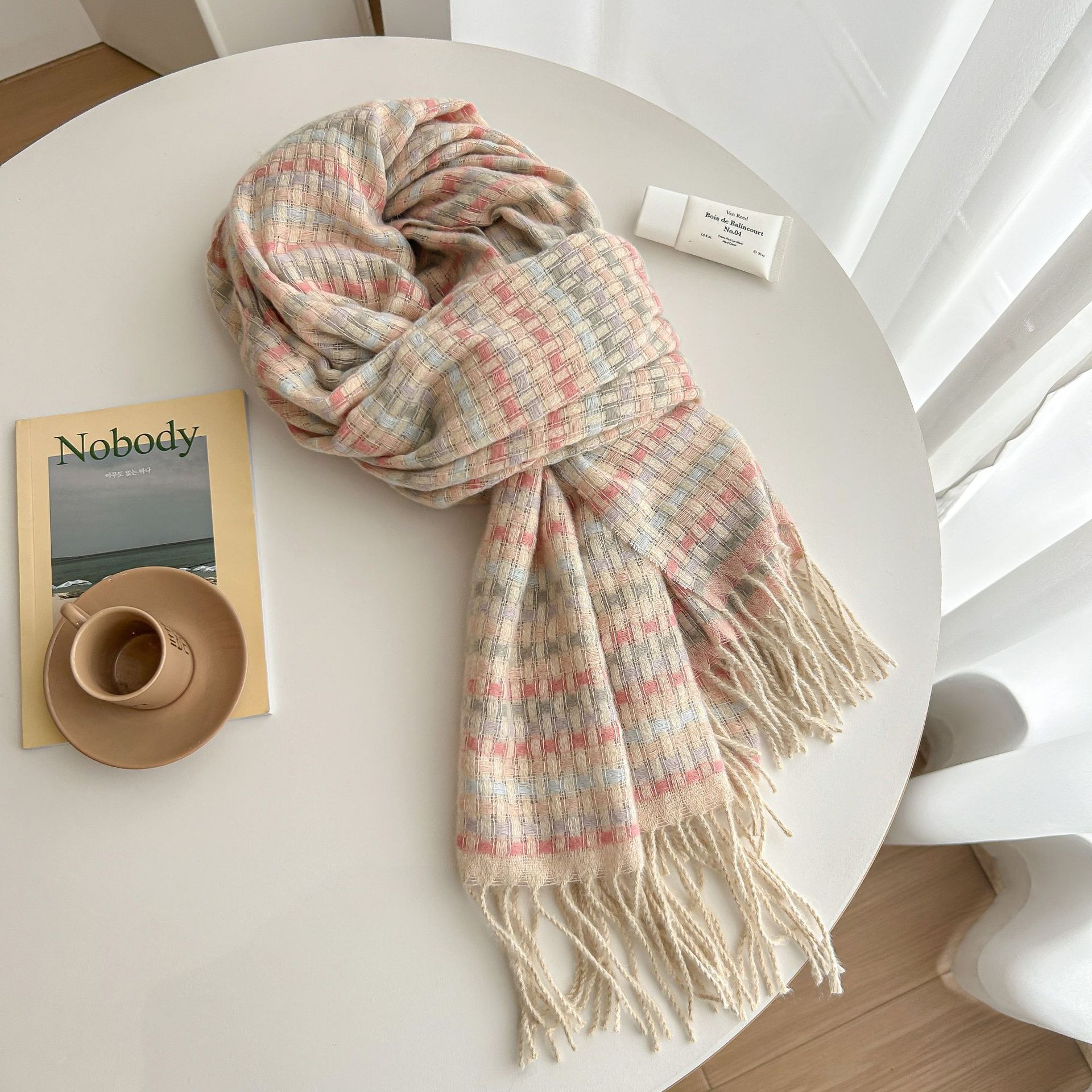 Осенне-зимний клетчатый шарф женский зимний высокого класса новый универсальный теплый парный шарф шаль
Осенне-зимний клетчатый шарф женский зимний высокого класса новый универсальный теплый парный шарф шаль