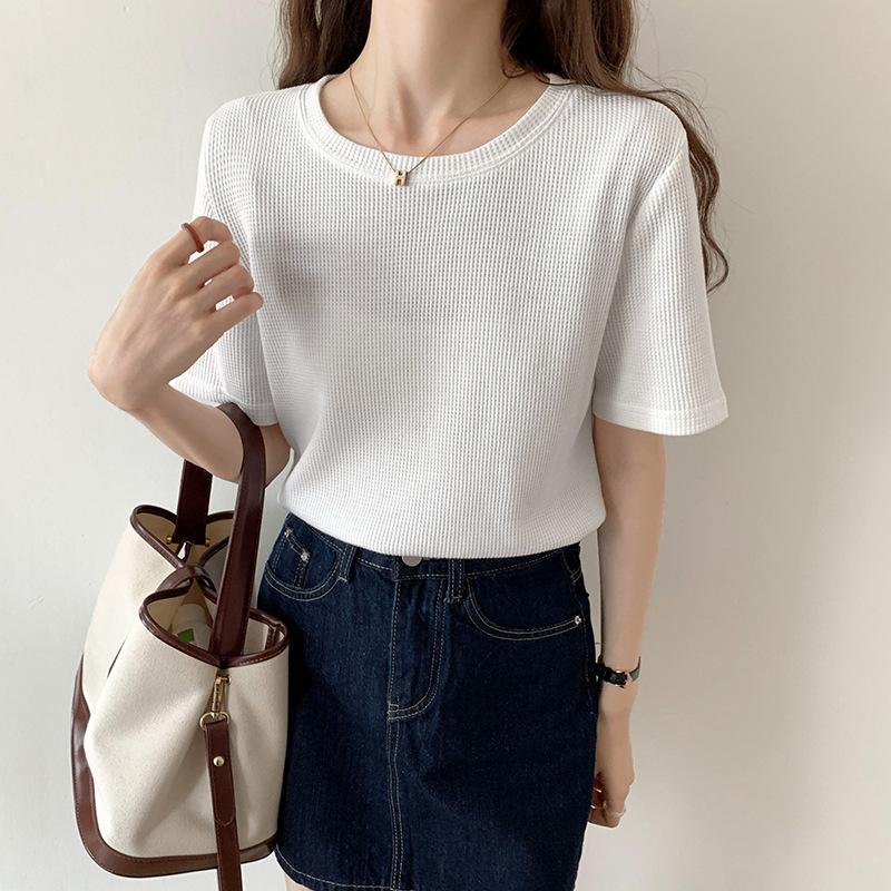Summer Round Neck Solid Color Short-sleeved T-shirt for Women Korean Style Student Couple Loose Casual Top for Women One size білий
Summer Round Neck Solid Color Short-sleeved T-shirt for Women Korean Style Student Couple Loose Casual Top for Women One size білий