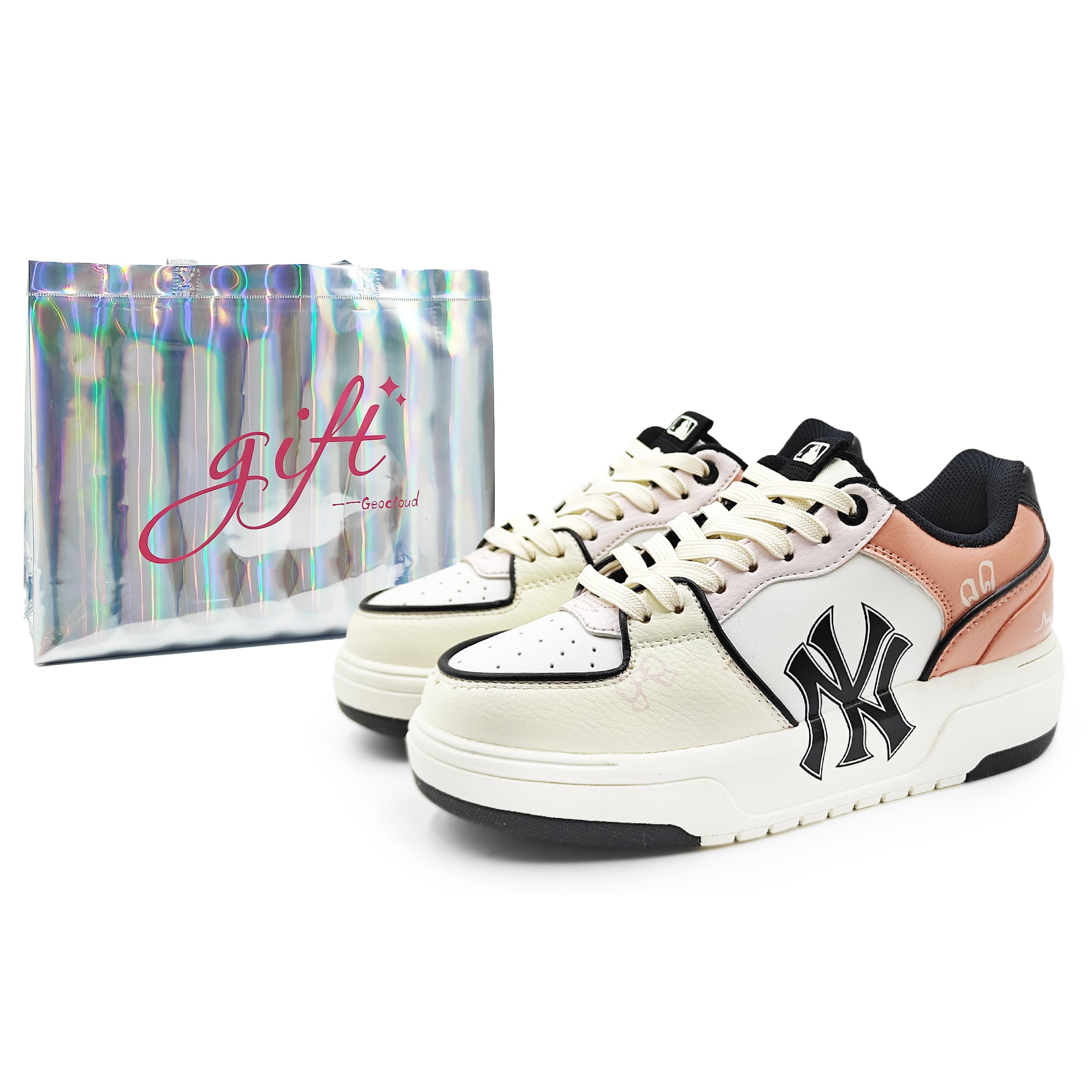 MLB Chunky Liner Abrasion Resistant Low top Skateboard Shoes Unisex Beige Pink 3ASXCA12N-50WHS(Team1284-1S) 42
MLB Chunky Liner Abrasion Resistant Low top Skateboard Shoes Unisex Beige Pink 3ASXCA12N-50WHS(Team1284-1S) 42