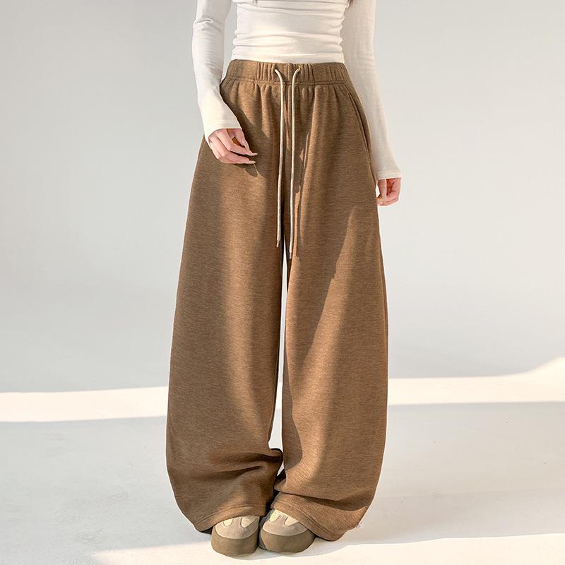 Women s Winter Velvet Drawstring Wide-Leg Pants - Elastic Waist, Loose & Slimming Drape Style S
Women s Winter Velvet Drawstring Wide-Leg Pants - Elastic Waist, Loose & Slimming Drape Style S