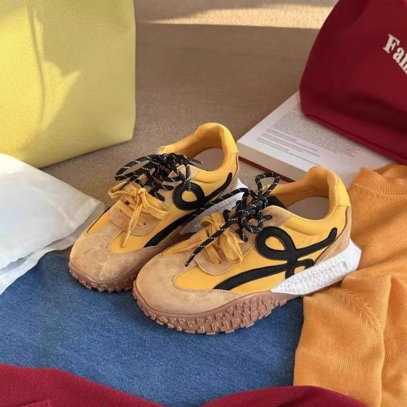 Guttega 2025 spring casual versatile sports platform fashion inner height increase 7CM Korean version Forrest Gump shoes jogging shoes women 40
Guttega 2025 spring casual versatile sports platform fashion inner height increase 7CM Korean version Forrest Gump shoes jogging shoes women 40