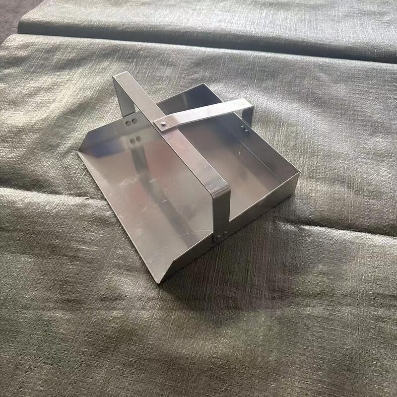 Handheld Aluminum Dustpan
Handheld Aluminum Dustpan