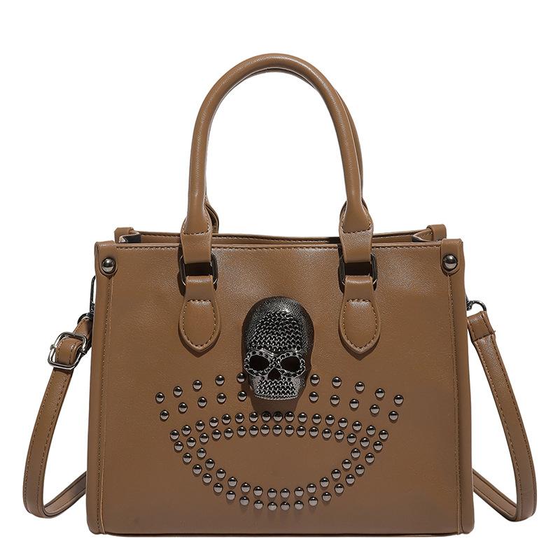 THE TOTE BAG Designer Fashion Handbag Punk Style Skull Shoulder Crossbody Bag Solid Color Pu Leather Handbag Lady Ipad Bag
THE TOTE BAG Designer Fashion Handbag Punk Style Skull Shoulder Crossbody Bag Solid Color Pu Leather Handbag Lady Ipad Bag