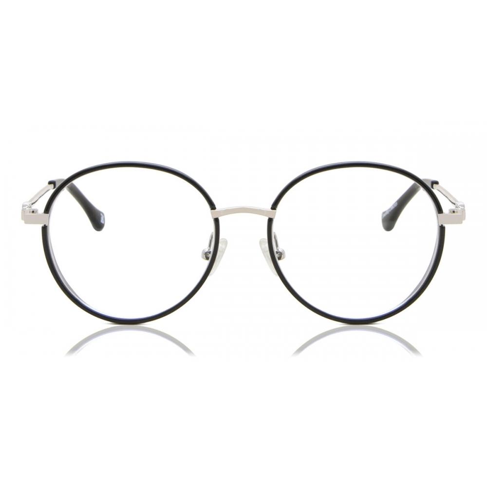 Full Rim Oval Black Silver Smartbuy Collection Geor Mtr 91g Fashion Unisex Eyeglasses Black Silver/50
Full Rim Oval Black Silver Smartbuy Collection Geor Mtr 91g Fashion Unisex Eyeglasses Black Silver/50