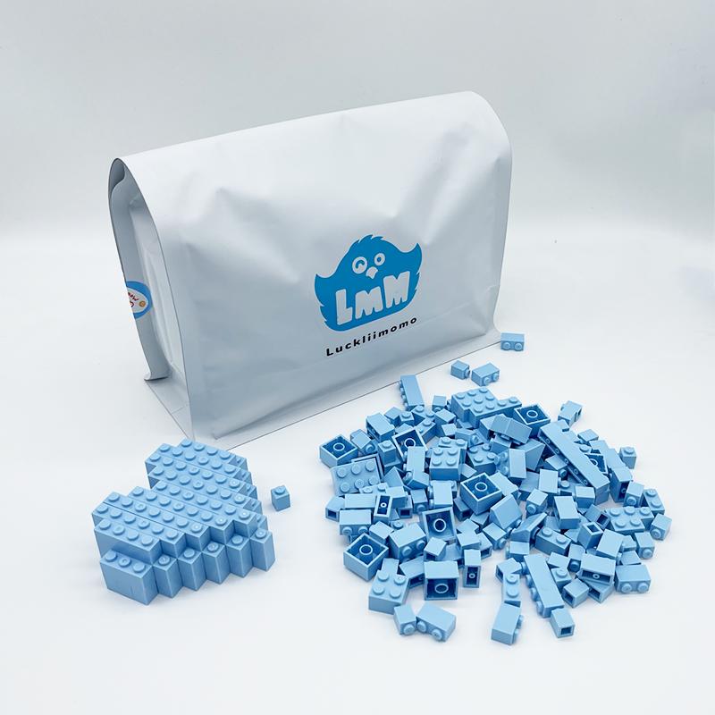 600-1200 Pieces Building Blocks Basic Bulk Classic Building Bricks MOC DIY Toy Compatible with Majoy Brands 600pcs світло-синій колір
600-1200 Pieces Building Blocks Basic Bulk Classic Building Bricks MOC DIY Toy Compatible with Majoy Brands 600pcs світло-синій колір