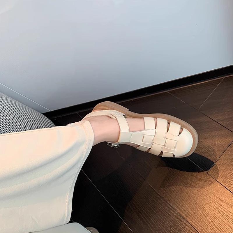 Faux leather platform Roman sandals women s summer 2025 new retro baotou hollow woven pig cage thick heel increase 34
Faux leather platform Roman sandals women s summer 2025 new retro baotou hollow woven pig cage thick heel increase 34