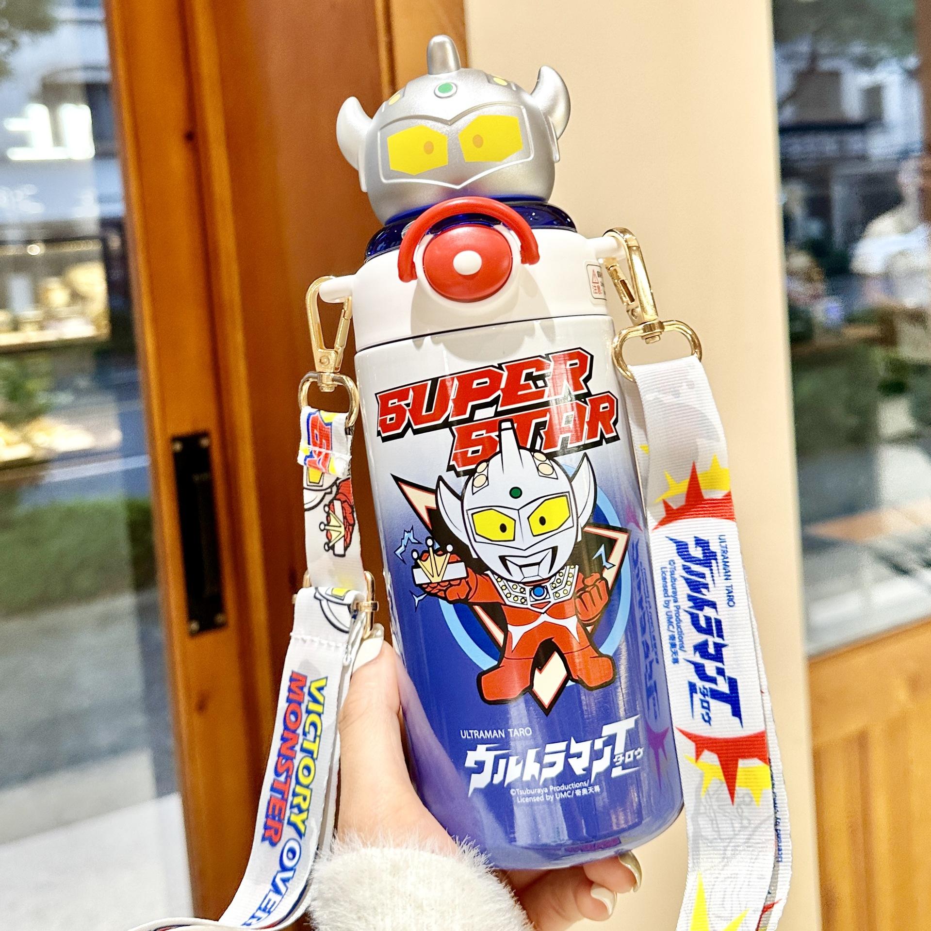 Ultraman Water Cup Young Students Thermos Flask Mug Students for School Water Bottle Boys Food Grade Boys Sippy Drinking Cup 600ml
Ultraman Water Cup Young Students Thermos Flask Mug Students for School Water Bottle Boys Food Grade Boys Sippy Drinking Cup 600ml