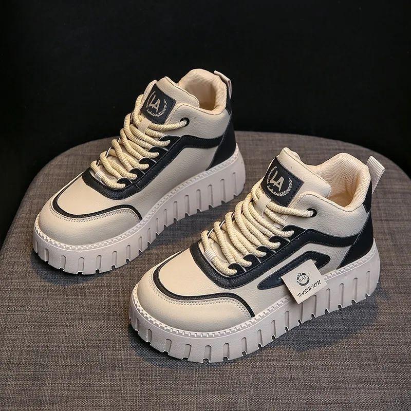 High-top dad shoes women s 2025 new autumn thick-soled heightening sports and leisure board shoes, leather surface showing feet, small fried street 35
High-top dad shoes women s 2025 new autumn thick-soled heightening sports and leisure board shoes, leather surface showing feet, small fried street 35