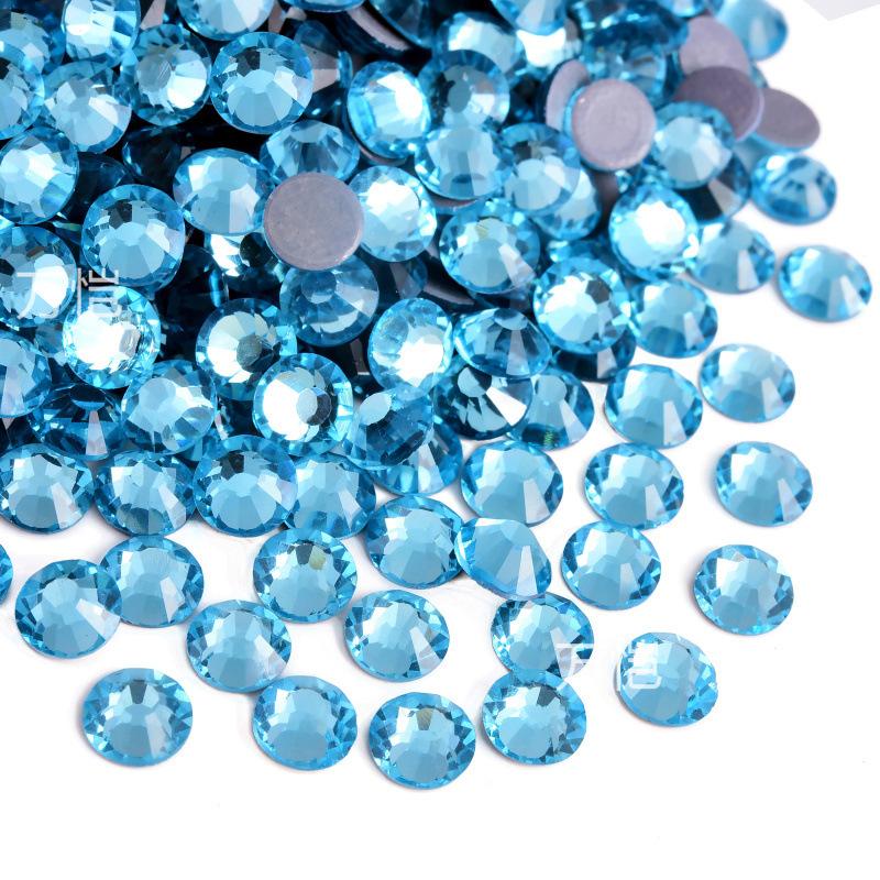 Имитация австрийского горячего бриллианта, стеклянные стразы, термоклей, дно, чехол для мобильного телефона своими руками, косметические аксессуары для одежды SS12 3.0-3 1440pcs/bag
Имитация австрийского горячего бриллианта, стеклянные стразы, термоклей, дно, чехол для мобильного телефона своими руками, косметические аксессуары для одежды SS12 3.0-3 1440pcs/bag