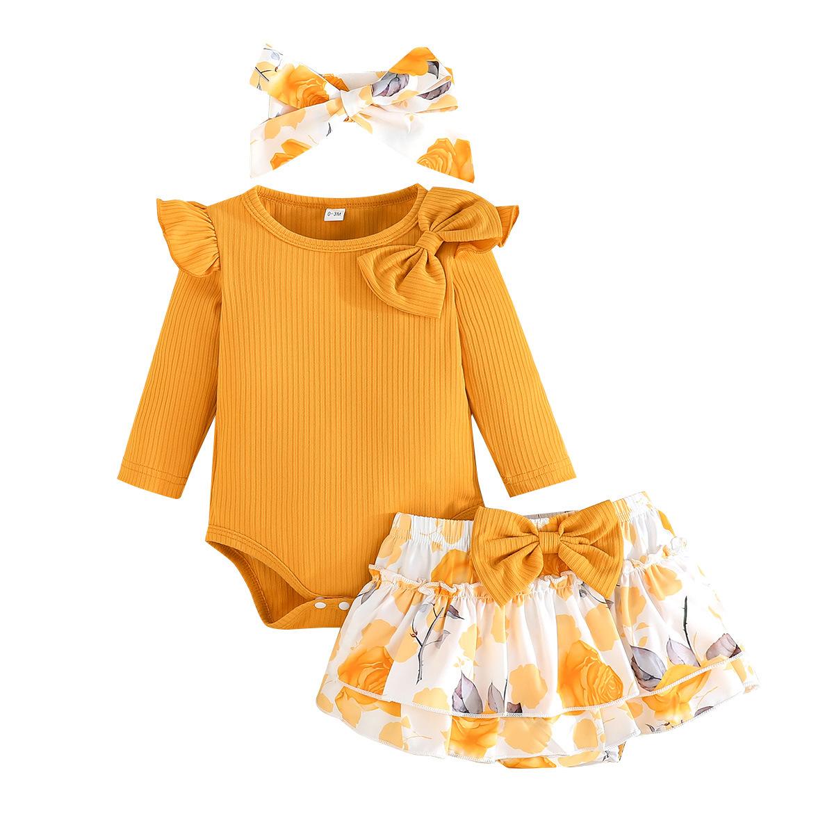 Baby Girl Spring and Autumn Sweet Set Warm Yellow Top + Floral Print Shorts + Exquisite Headscarf 12-18M
Baby Girl Spring and Autumn Sweet Set Warm Yellow Top + Floral Print Shorts + Exquisite Headscarf 12-18M