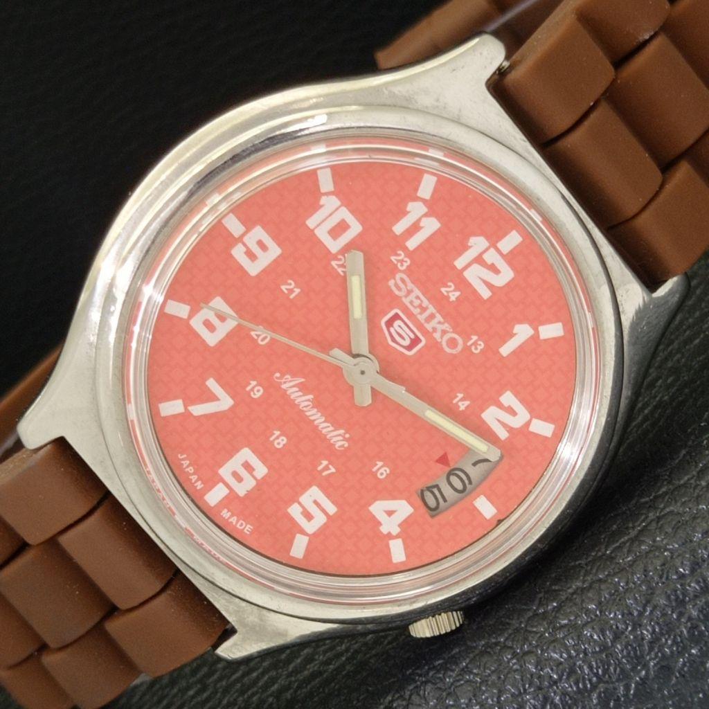Б/У винтажные мужские часы SEIKO 5 AUTOMATIC 7009A из Японии с циферблатом персикового цвета a434911-2 R122-a434911
Б/У винтажные мужские часы SEIKO 5 AUTOMATIC 7009A из Японии с циферблатом персикового цвета a434911-2 R122-a434911