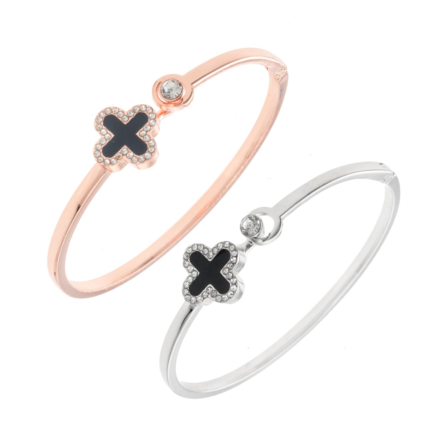 Korean Fashion Four-Leaf Clover Rose Gold Open Bangle - Versatile & Stylish Bracelet чёрный/серебряный
Korean Fashion Four-Leaf Clover Rose Gold Open Bangle - Versatile & Stylish Bracelet чёрный/серебряный