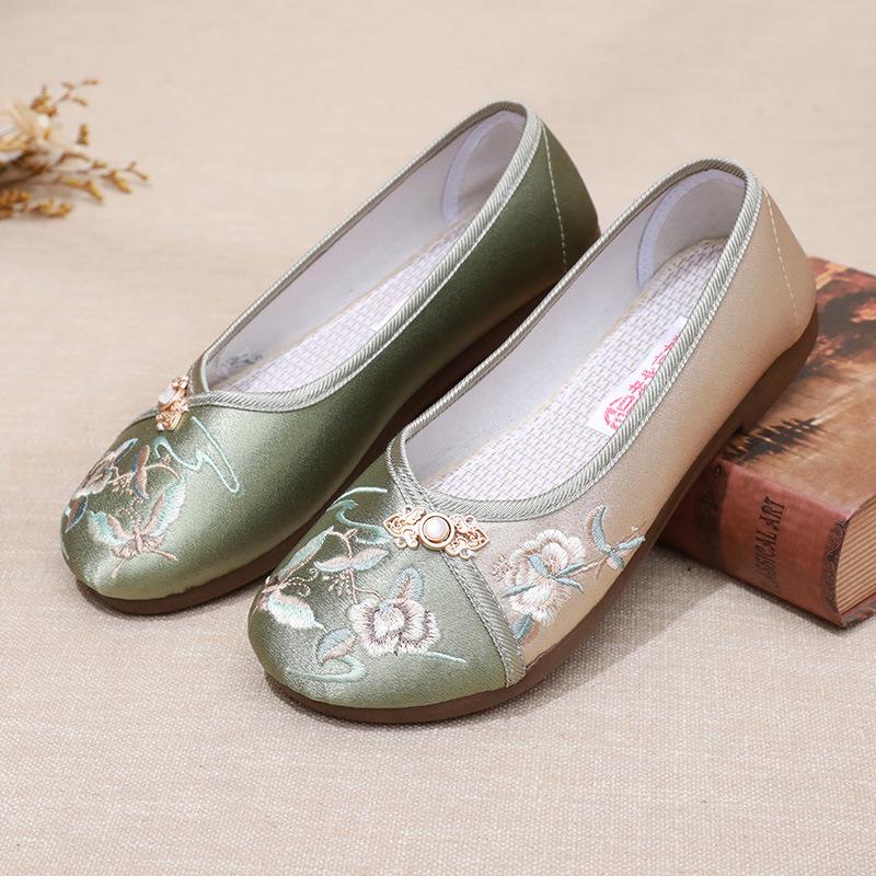 Old Beijing Embroidered Hanfu-Style Women s Flat Shoes - Soft Satin, Ethnic Fashion. 41 зелений
Old Beijing Embroidered Hanfu-Style Women s Flat Shoes - Soft Satin, Ethnic Fashion. 41 зелений