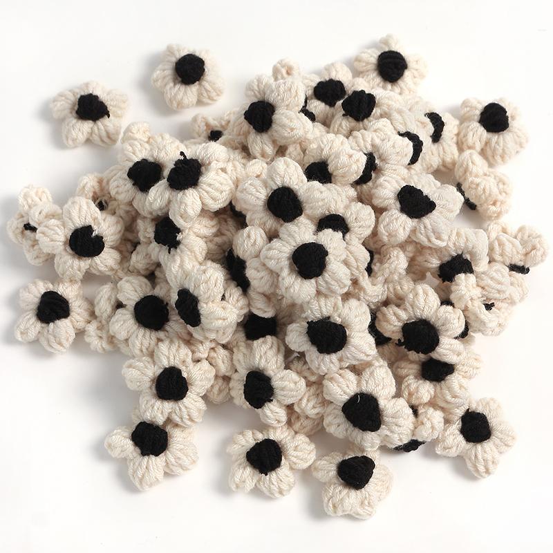10/20Pcs 4cm Wool Flower Stickers DIY Shoes And Hats Handicrafts Sewing Clothes Headgear Hair Clips Decorative Accessories 7pcs
10/20Pcs 4cm Wool Flower Stickers DIY Shoes And Hats Handicrafts Sewing Clothes Headgear Hair Clips Decorative Accessories 7pcs