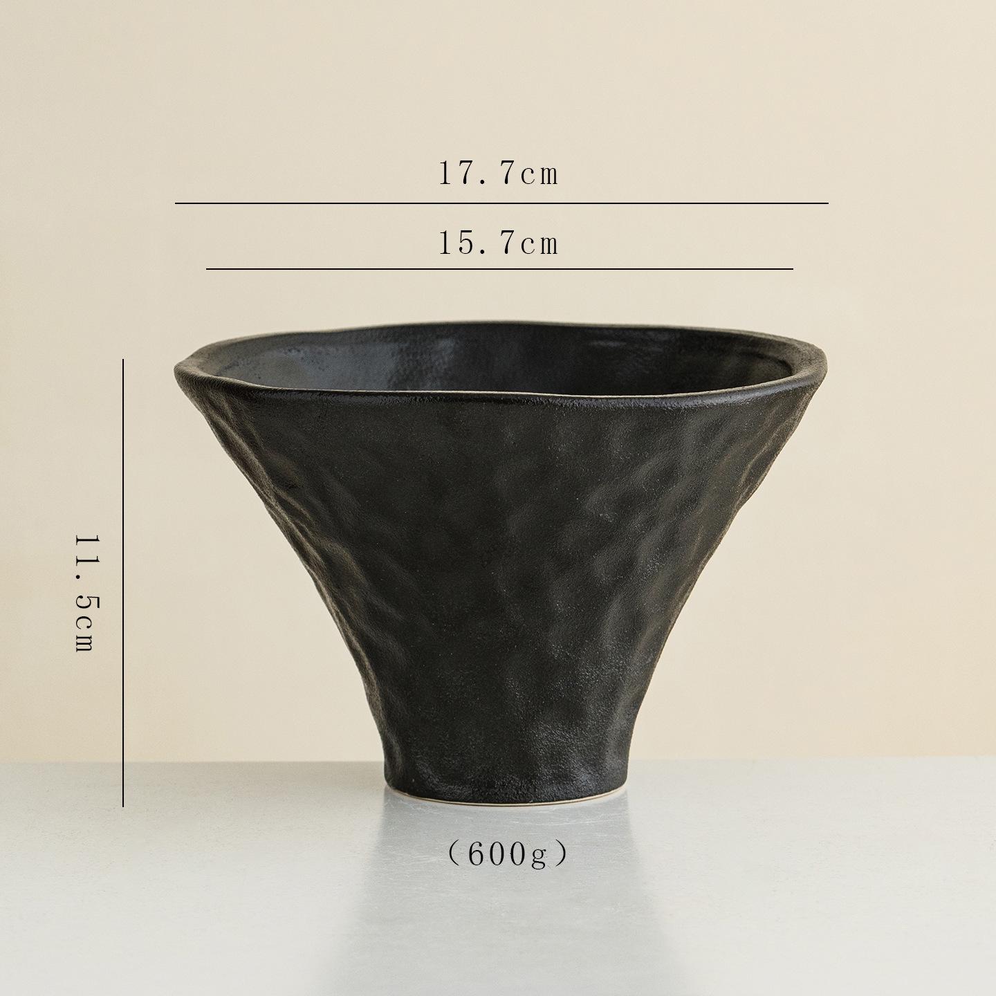 Shumen Large Ceramic Vase: Creative Floral Arrangement for Desktop or Living Room Decor
Shumen Large Ceramic Vase: Creative Floral Arrangement for Desktop or Living Room Decor