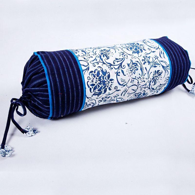 Chinese Style Retro Fabric round Candy Pillow Pillow Pillow Cervical Pillow Health Sofa Pillow Cushion Blue and White Porcelain with Core Blue and Flower 20*50
Chinese Style Retro Fabric round Candy Pillow Pillow Pillow Cervical Pillow Health Sofa Pillow Cushion Blue and White Porcelain with Core Blue and Flower 20*50