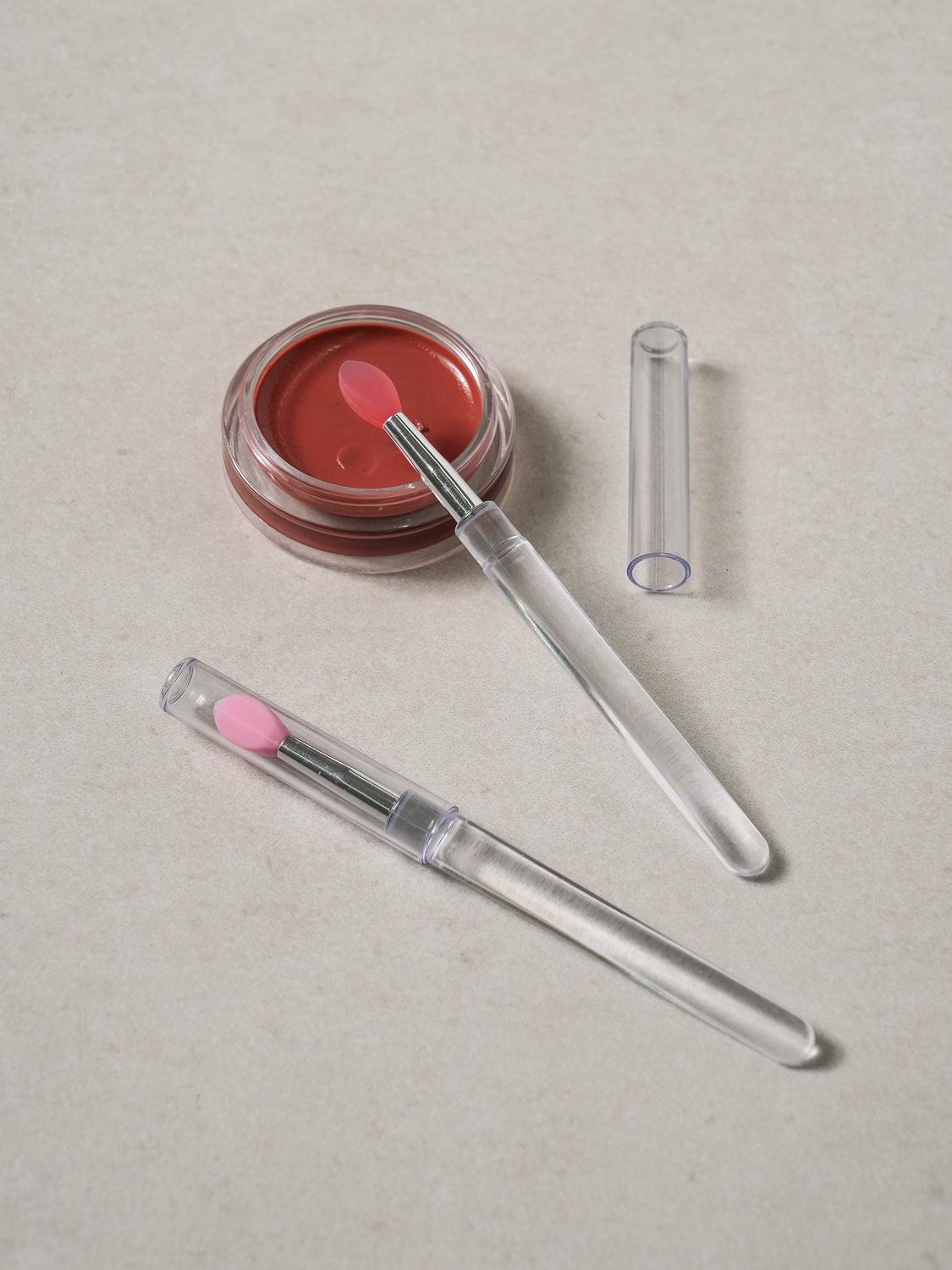 Portable Silicone Lip Brush Set (2-Pack) 1ea
Portable Silicone Lip Brush Set (2-Pack) 1ea