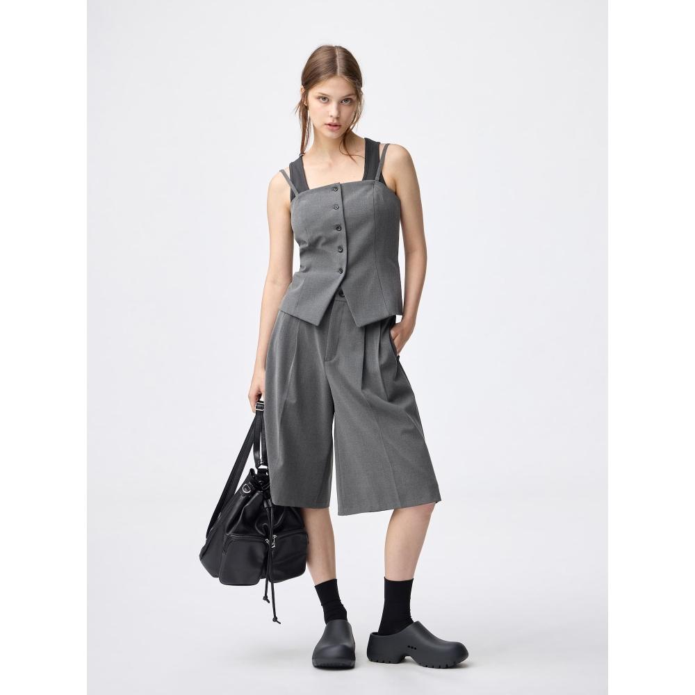 Шорты-бермуды Gu от Uniqlo 08 DARK GRAY/XS
Шорты-бермуды Gu от Uniqlo 08 DARK GRAY/XS