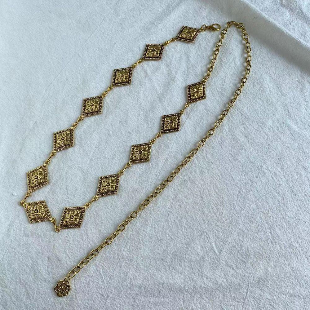 Fashion Metal Women s Waist Chain Gold/Silver Durable Retro Waist Chain Adjustable Carved Chain Belt
Fashion Metal Women s Waist Chain Gold/Silver Durable Retro Waist Chain Adjustable Carved Chain Belt