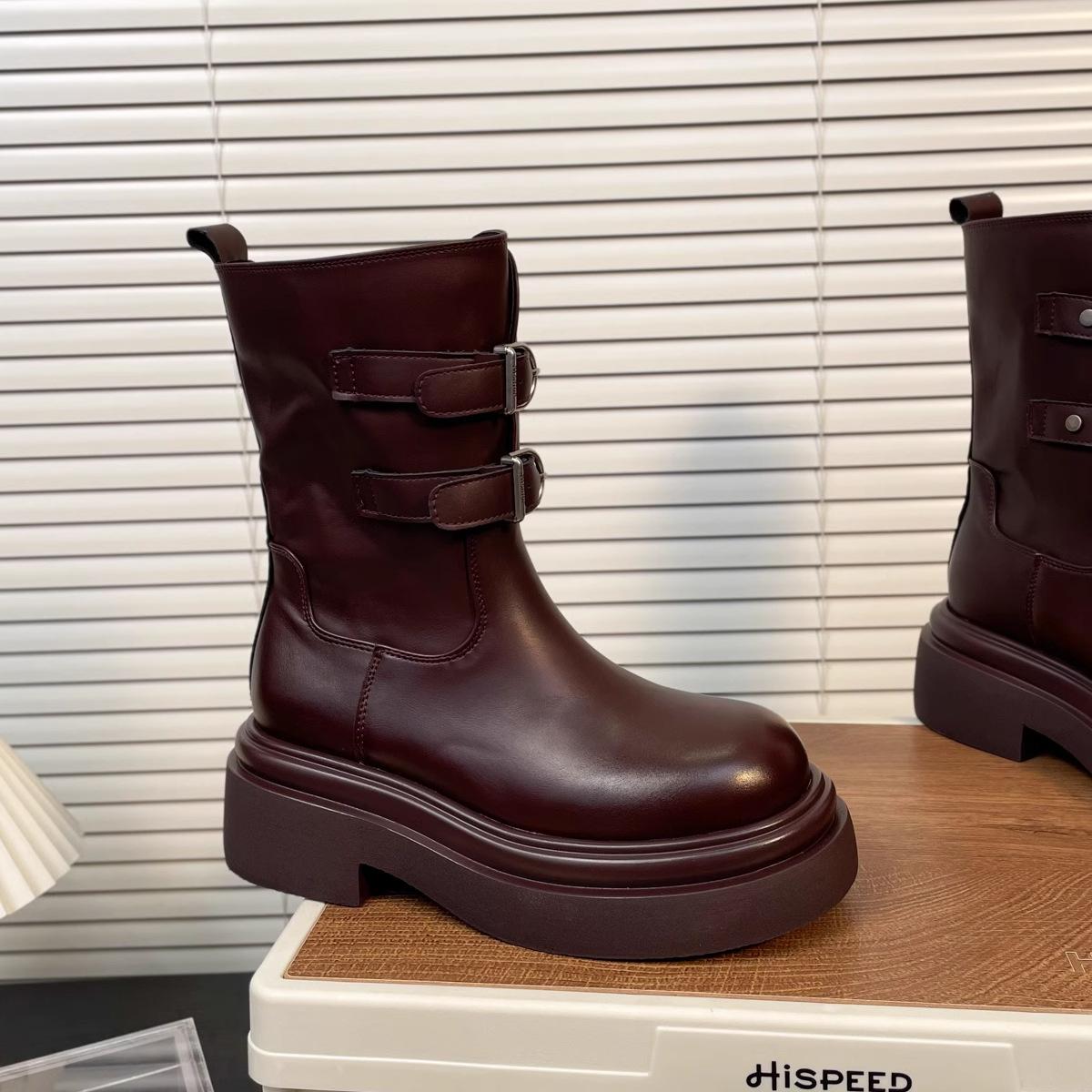 Ankara Red Martin Boots Women s 2025 Autumn New Belt Buckle Thick-soled Elastic Skinny Boots Short Knight Boots 40
Ankara Red Martin Boots Women s 2025 Autumn New Belt Buckle Thick-soled Elastic Skinny Boots Short Knight Boots 40